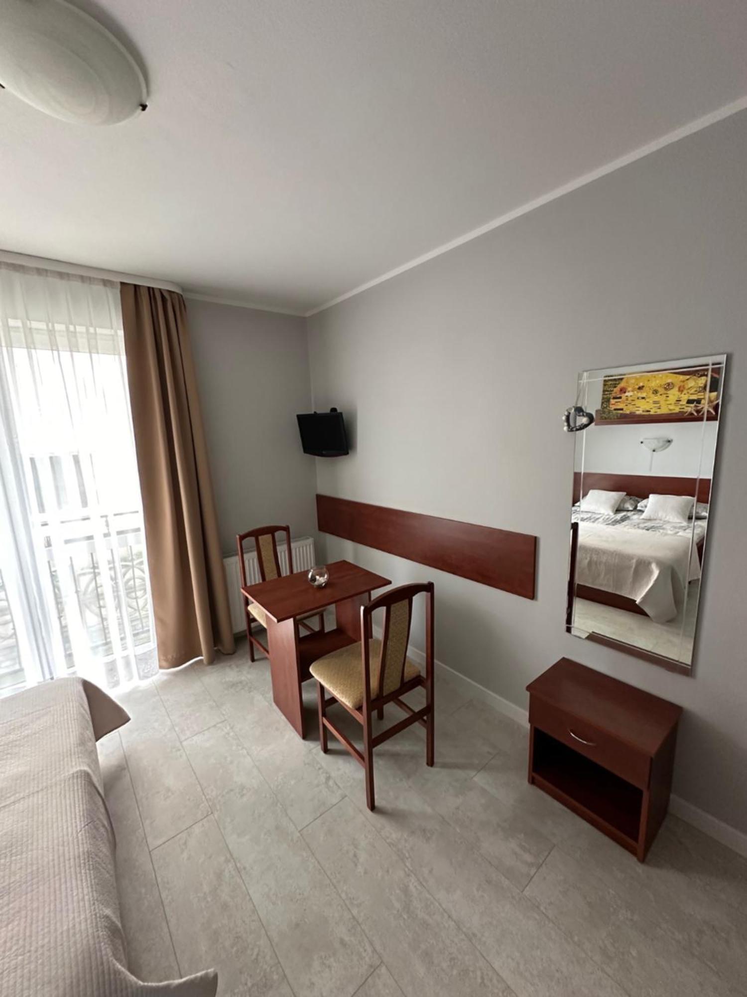 Kwatera prywatna Antylia3 *